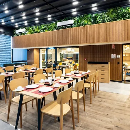 فندق Ibis Sisli 4*