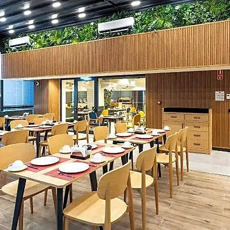 酒店 Ibis Sisli 4*