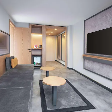 Ibis Sisli 4*
